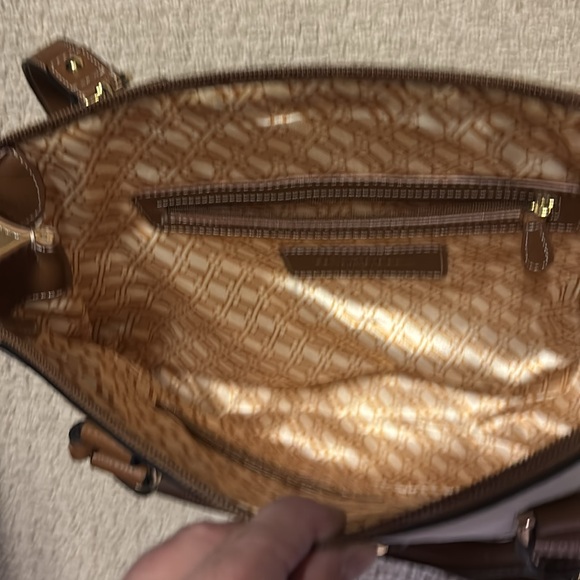 Tignanello block patterned satchel purse, tan, cream and brown in EUC - Picture 3 of 9